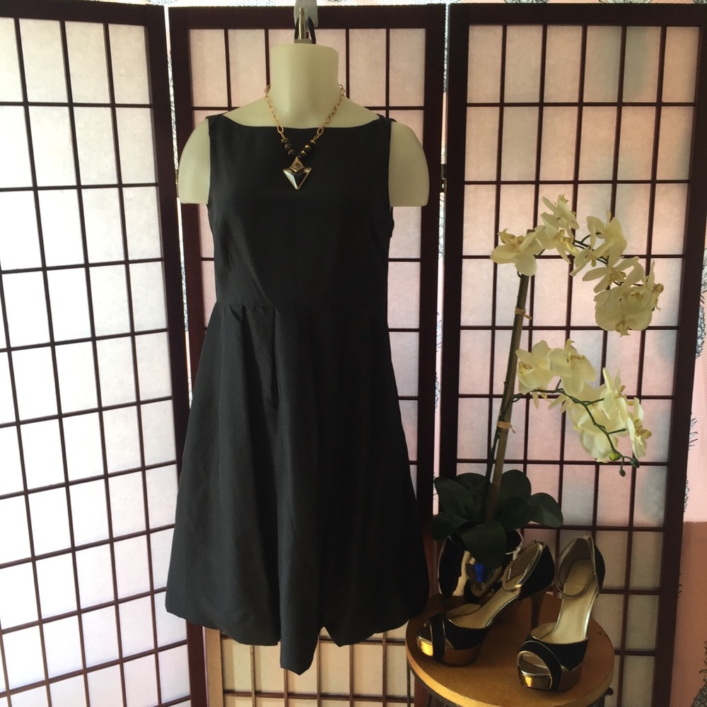 NWT MARTIN+OSA BLACK DRESS SIZE 4